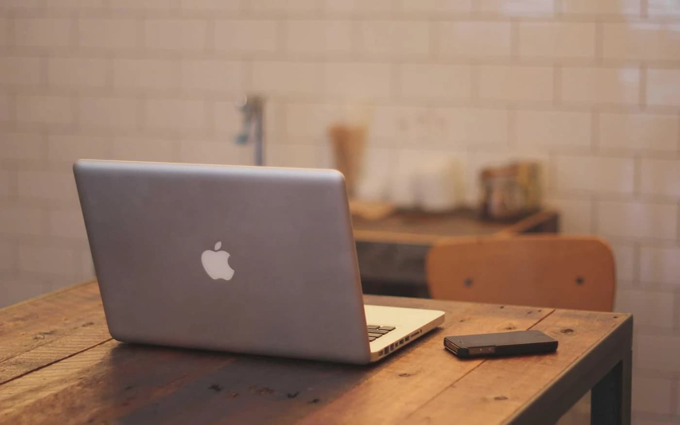 [demo] Developer workspace with a laptop and coffee
